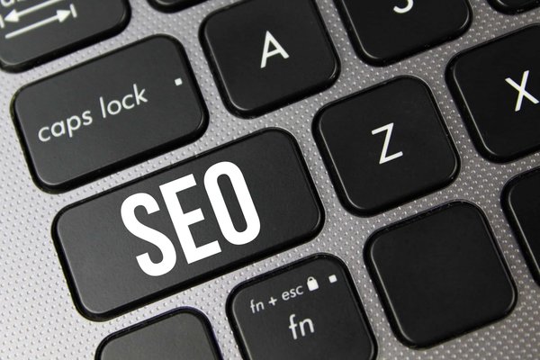 Visibilité en ligne : Approche axée sur le marketing et le SEO par une agence web Strasbourg